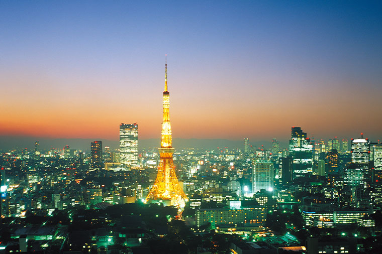 【２階建てバス・アストロメガで行く】東京タワーと夜景の東京スカイツリー(R)