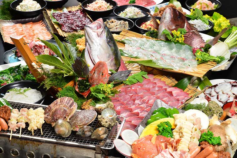 チーズがとろける♪海鮮浜焼き食べ放題と房総いちご狩り＆東京湾フェリー