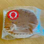 いちご味のマドレーヌ