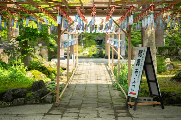 関興寺・風鈴祭り//