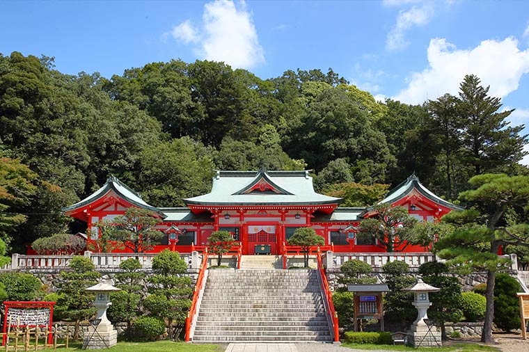初夏を彩る2,500株のあじさい 太平山あじさい坂と縁結び神社“足利織姫神社”