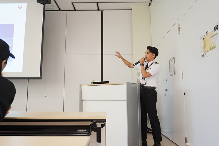 JALグループ＆はとバスコラボ企画  成田空港周辺で学ぶサステナブルツアー（JAL運航乗務員による「航空機のエコ教室」）