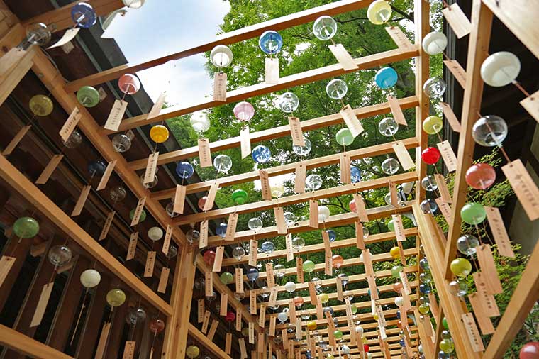 川越“うな重”＆氷川神社の縁結び風鈴まつりと国指定史跡 吉見百穴