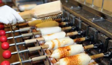 鈴廣かまぼこの里・かまぼこちくわ作り体験教室・ちくわ（小）//