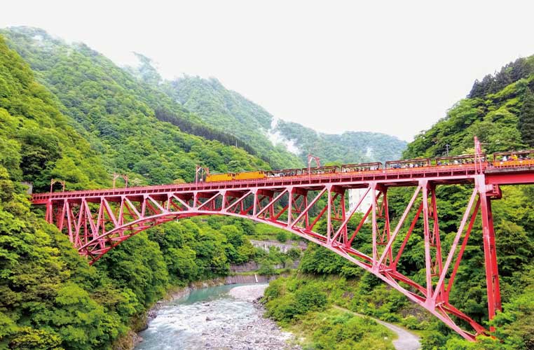 トロッコ列車