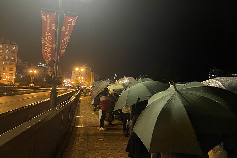 下呂温泉・冬花火