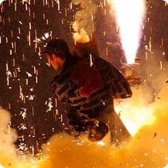 炎の祭典三河手筒花