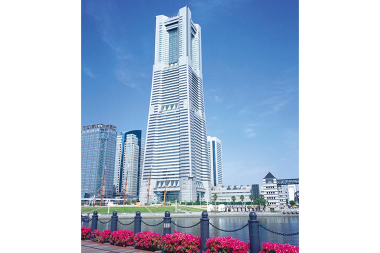 横浜ランドマークタワー