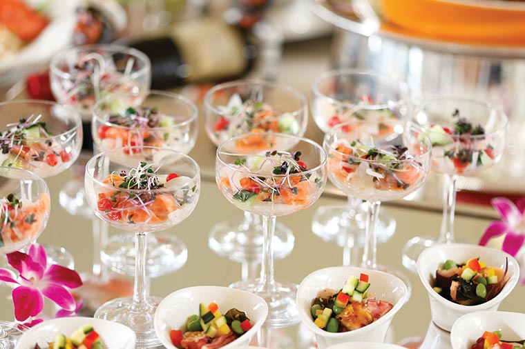 シンフォニーランチクルーズ・洋食ビュッフェ