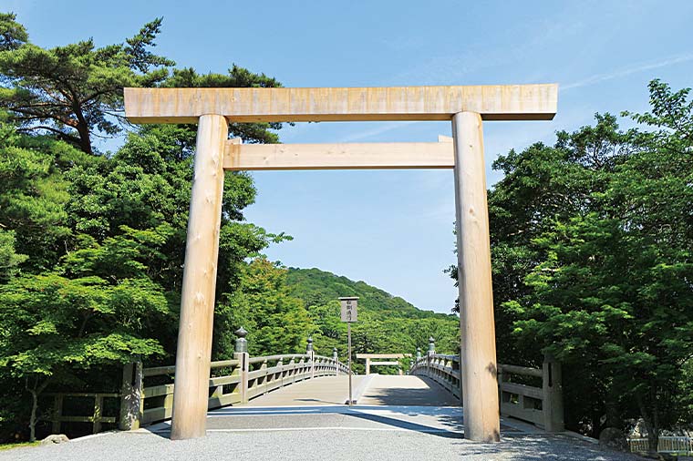 伊勢神宮・内宮宇治橋鳥居