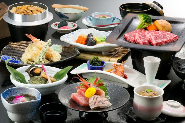 ホテル龍城・夕食一例