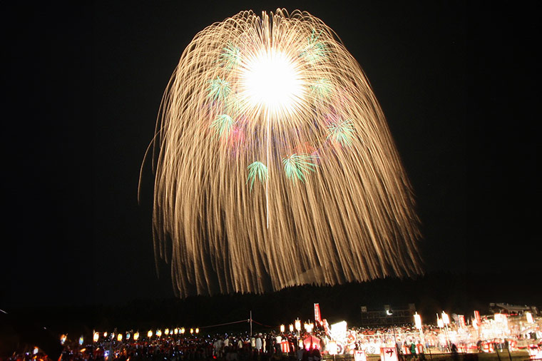 越後片貝花火大会
