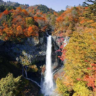 華厳の滝