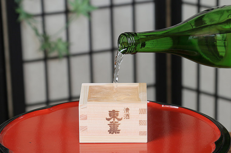 東薫酒造