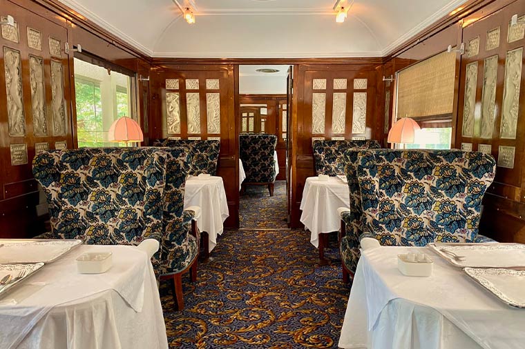 オリエント急行・車内