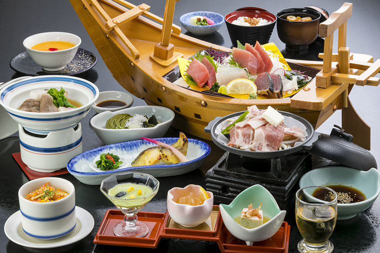 ホテルアンビア松風閣夕食