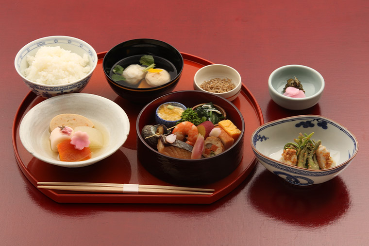 「鉢の木」会席料理