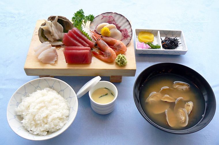 ヤマサ水産・お刺身定食