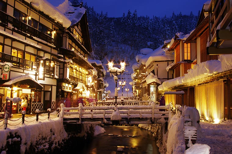 銀山温泉