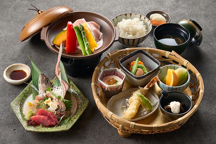 はとバス特別メニュー会席料理