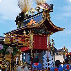 世界遺産秋の高山祭