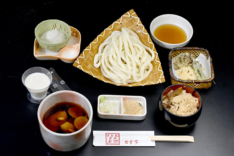 水沢うどん