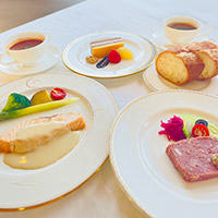東京湾クルーズ・洋食コース