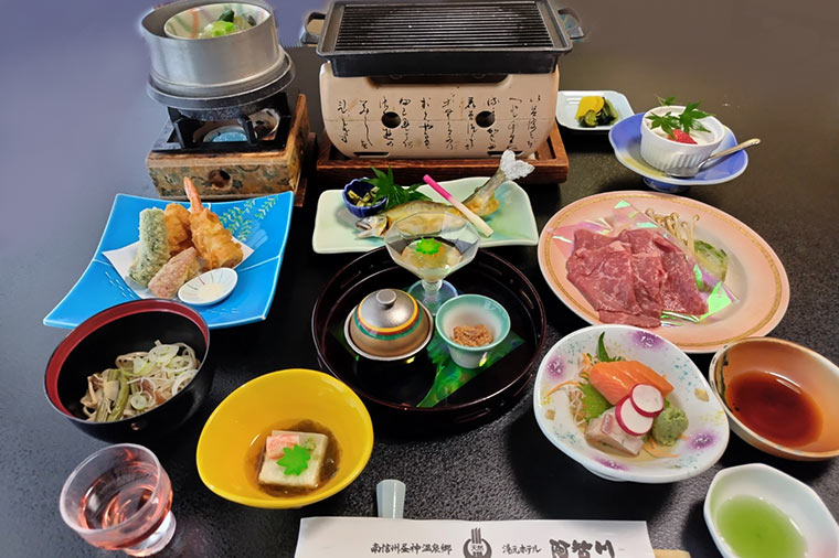 湯元ホテル阿智川・夕食