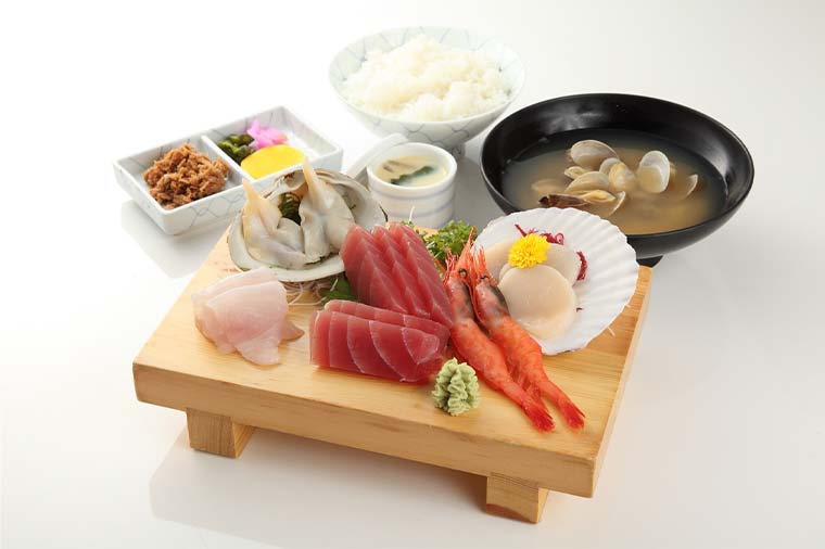 マサ水産（お刺身定食）