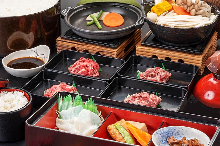 信玄館・近江牛陶板焼き食べ放題＆ほうとう鍋
