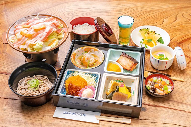 猪苗代地ビール館・世界のガラス館・国産豚陶板焼御膳