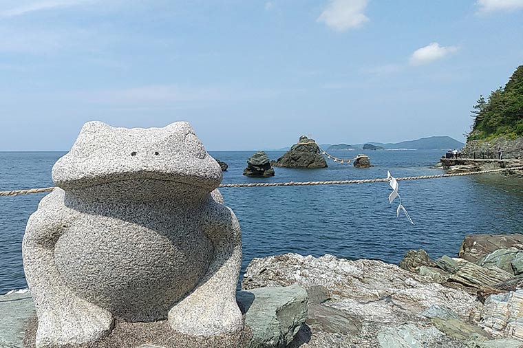 夫婦岩