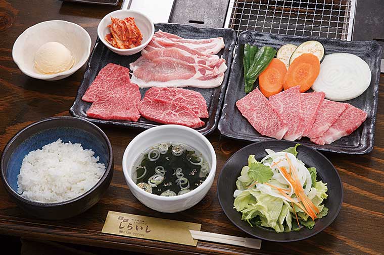 牛匠しらいし・かずさ和牛とかずさ豚の炭火焼肉