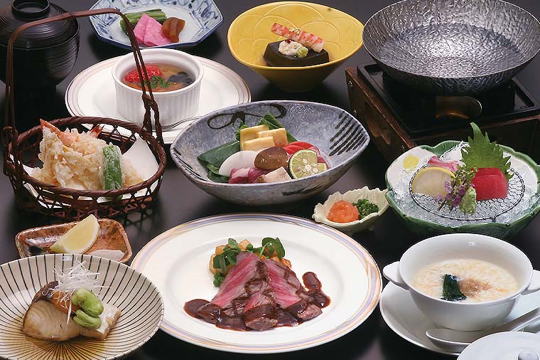 水明館・夕食