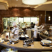 ロイヤルパークホテル