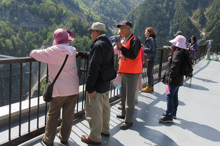 黒部ダム歴史散策ガイドツアー