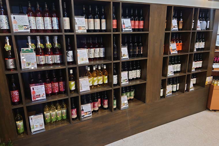 モンデ酒造（商品棚）