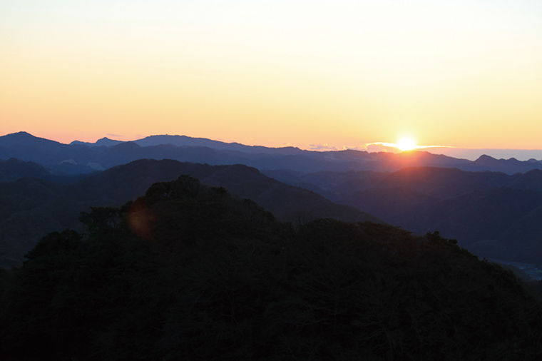 鋸山 初日の出