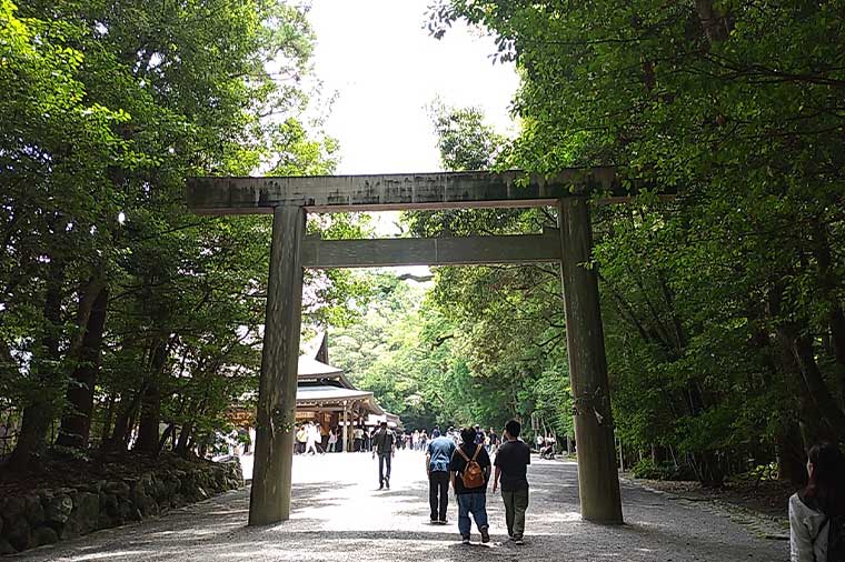 伊勢神宮
