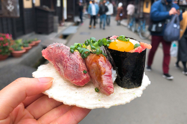 高山食べ歩き