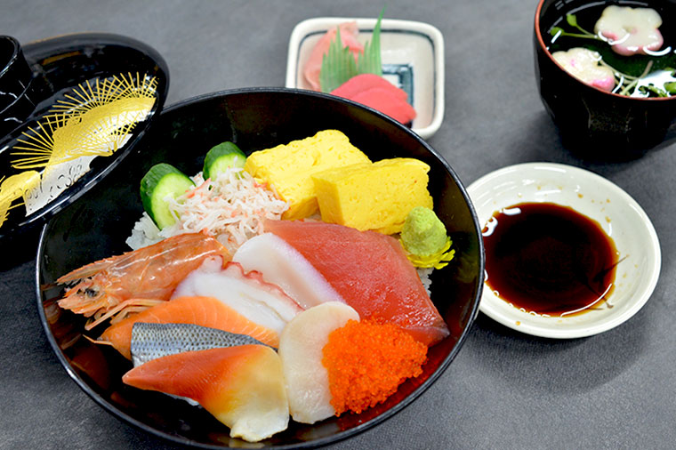 水戸ドライブイン・海鮮丼
