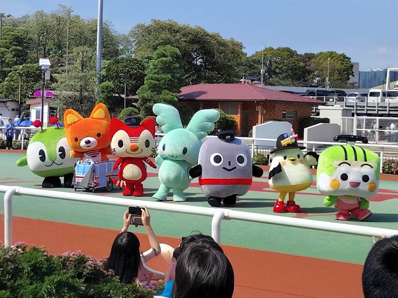 バスまつり・しゃぽぽ