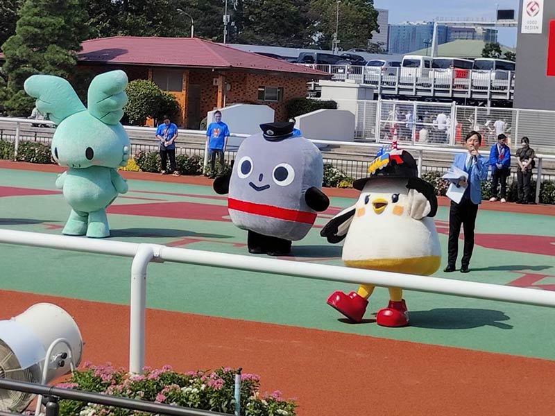 バスまつり・しゃぽぽ