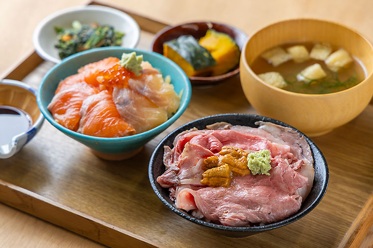 金太郎の小丼定食～地魚小丼･ウニとろ牛小丼