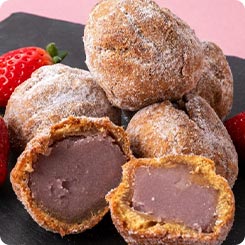 いちご餡ドーナツ