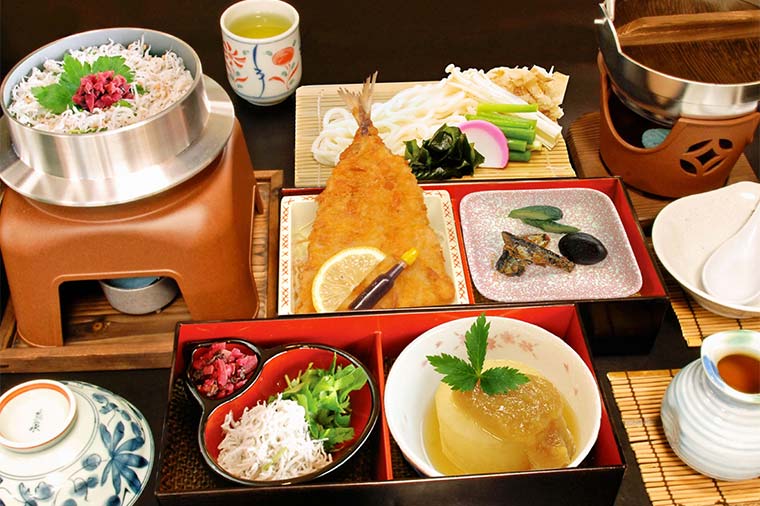 しらす釜まぶし