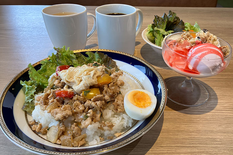 ゆば入り和風ガパオライス